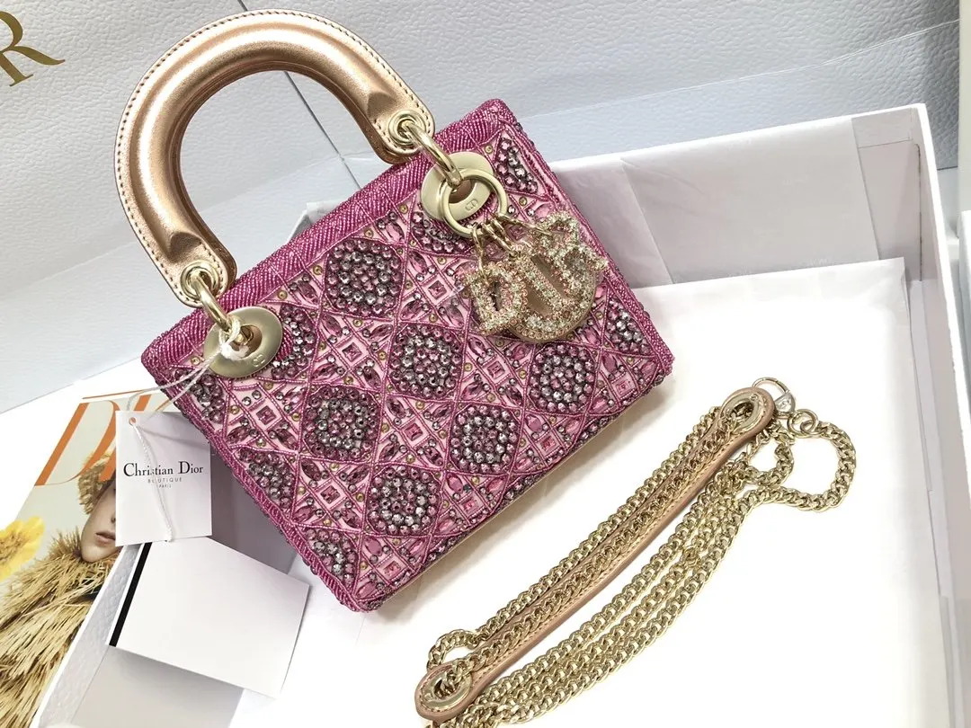 White Gold Chain Bag Leather