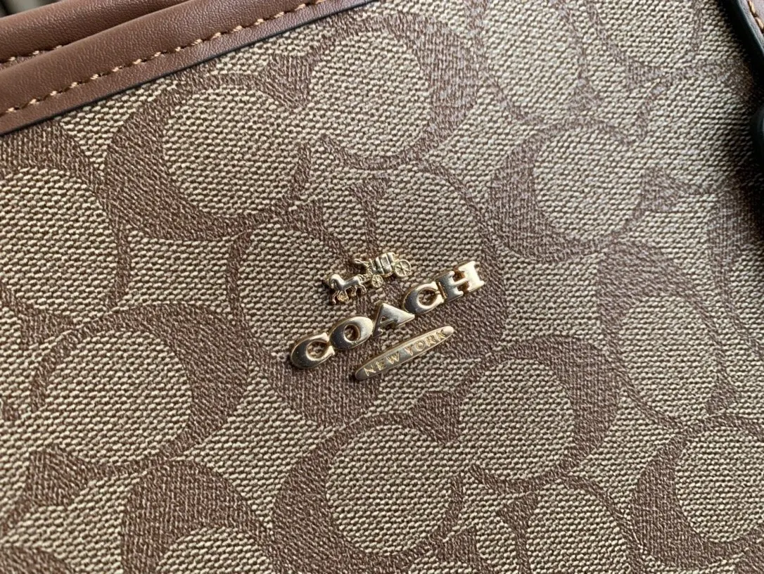 Coach 老花 托特包 大容量托特款