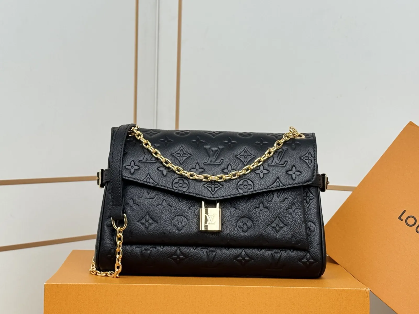 Chain Bag