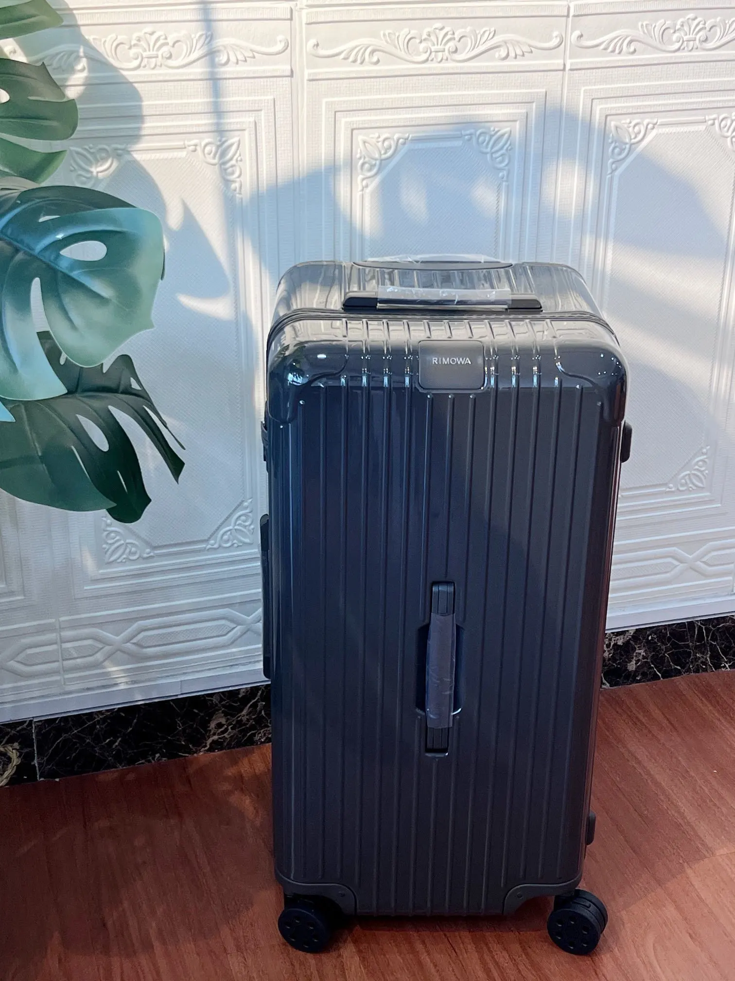 Black White Suitcase Travel Lightweight