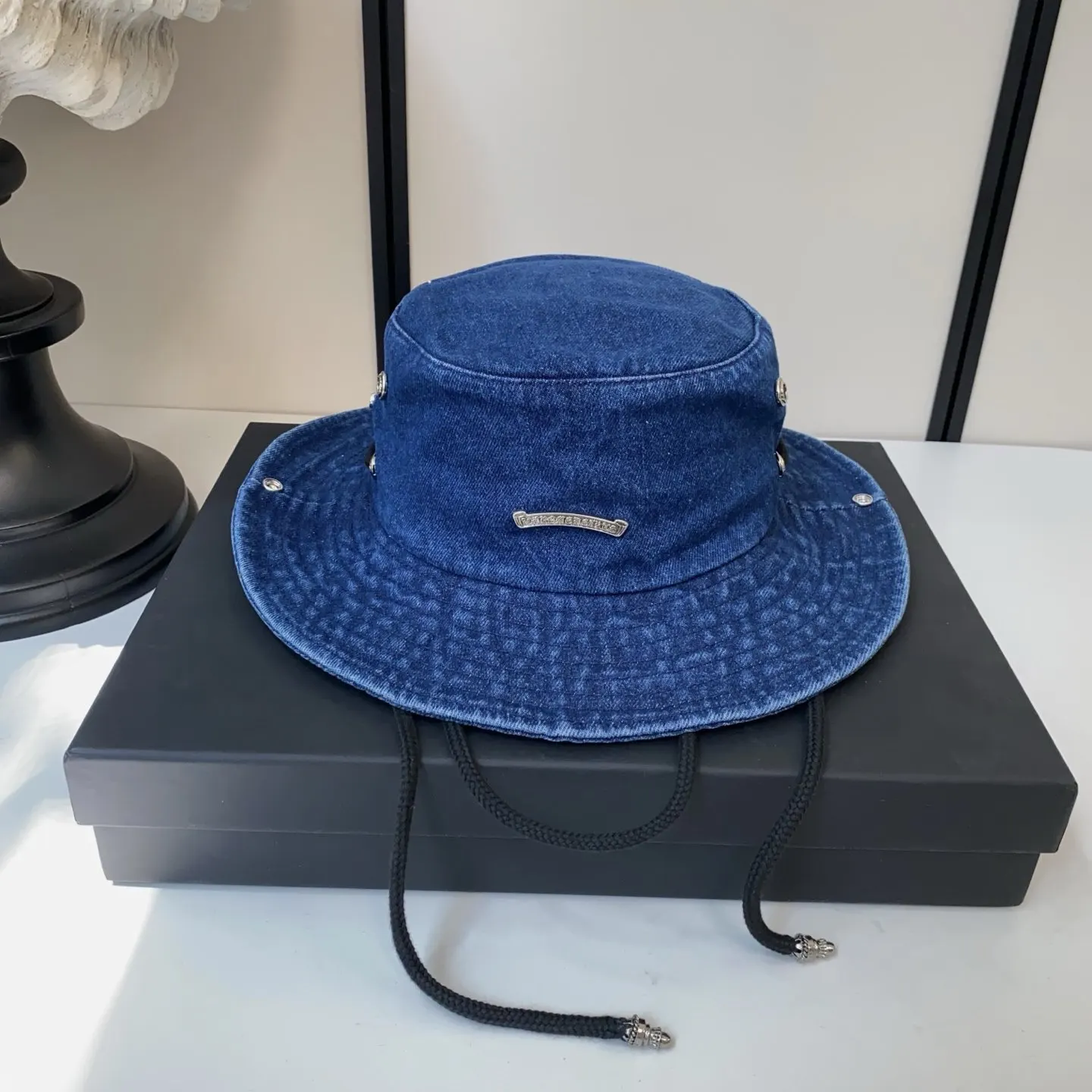 Fashion Item