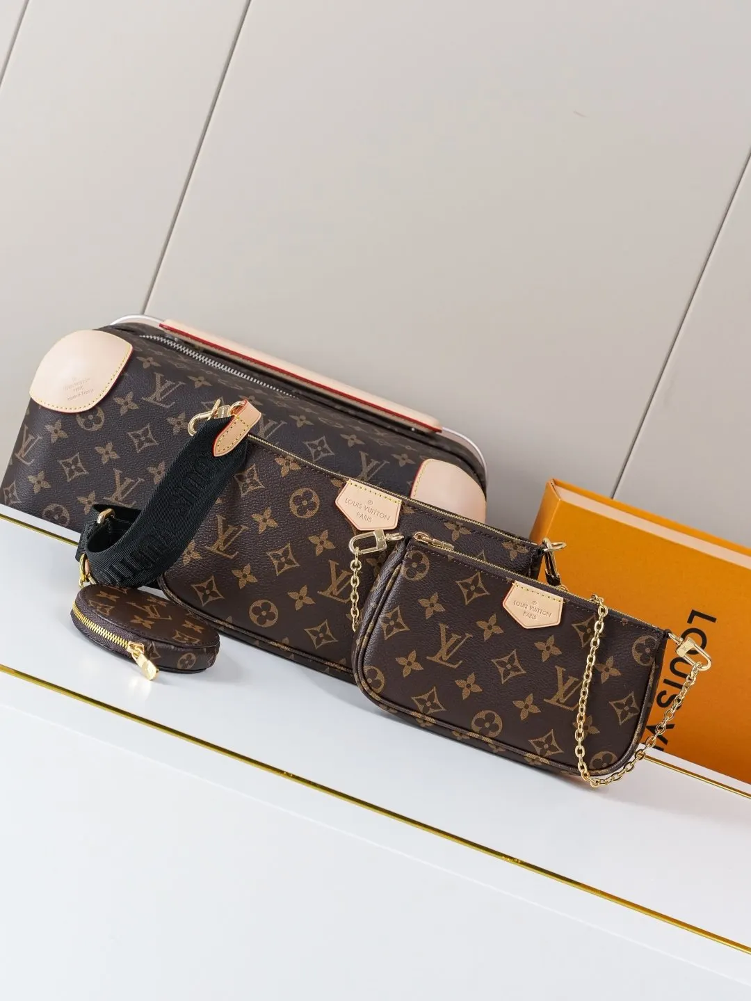 LV Pochette 鏈條包 單肩斜挎款