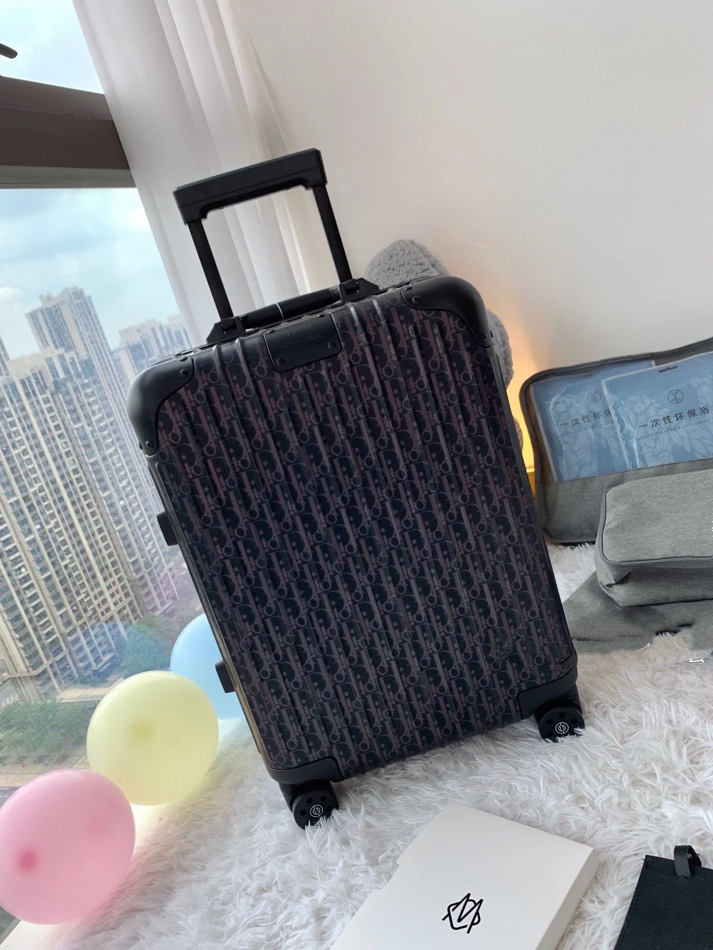 Dior 黑色 巴黎春夏 发布会上 Dio Ri 行李箱 旅行拉杆款 輕便出行款
