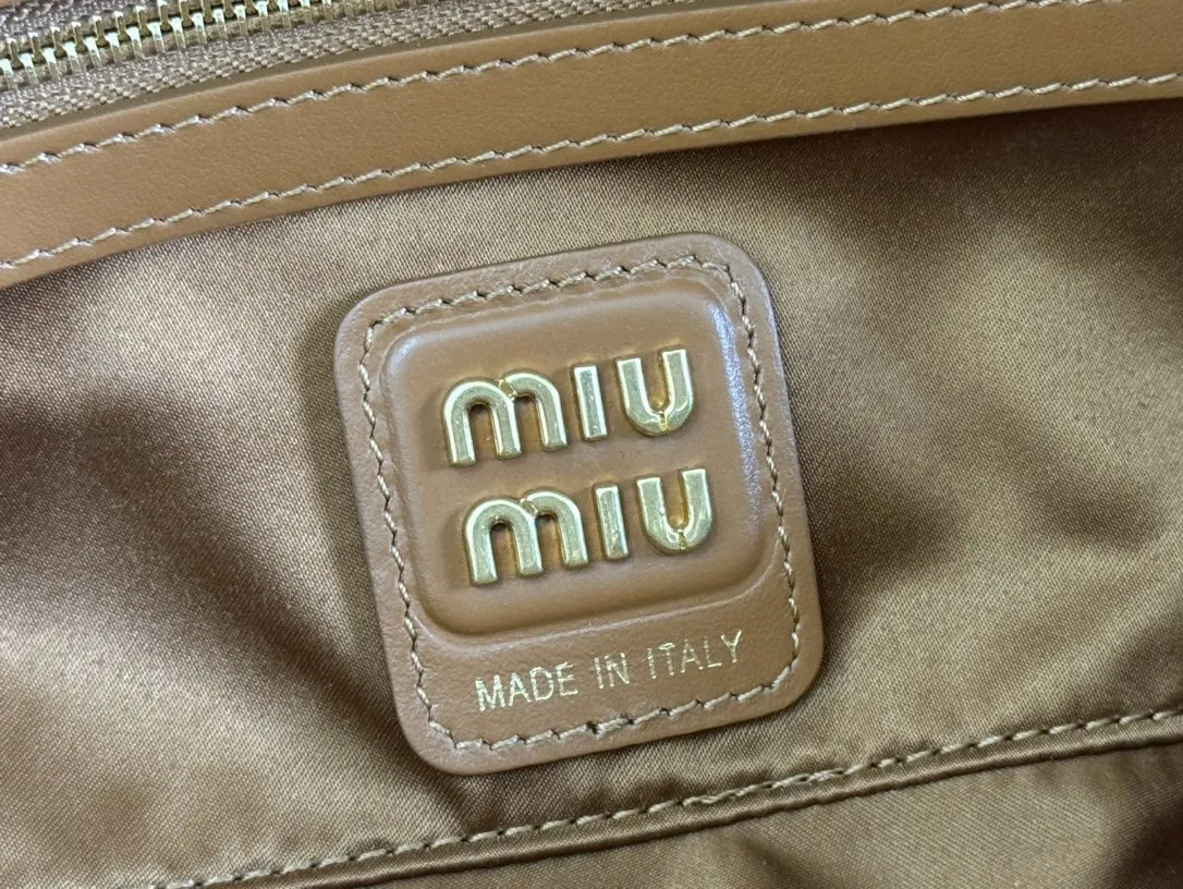 Shoulder Bag Leather Image 9 Shoulder Bag Leather Image 9