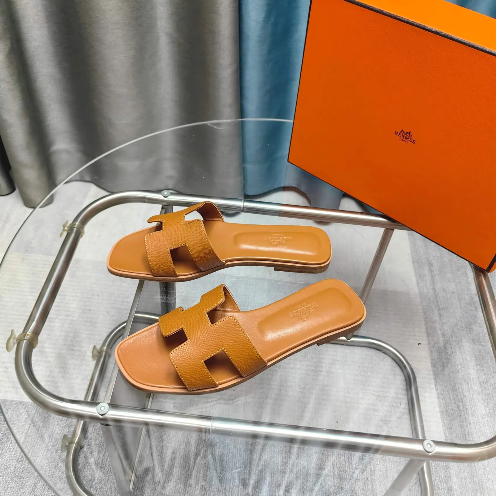 Hermes Oran 拖鞋 舒適百搭款