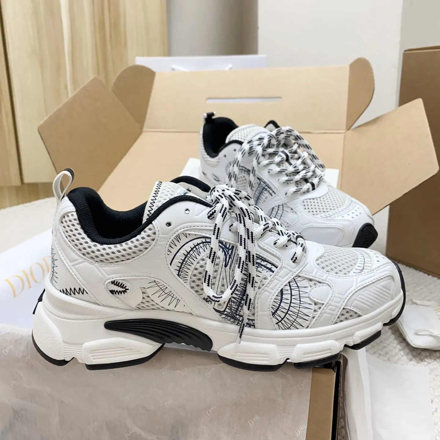 Dior 鞋履 舒適百搭款
