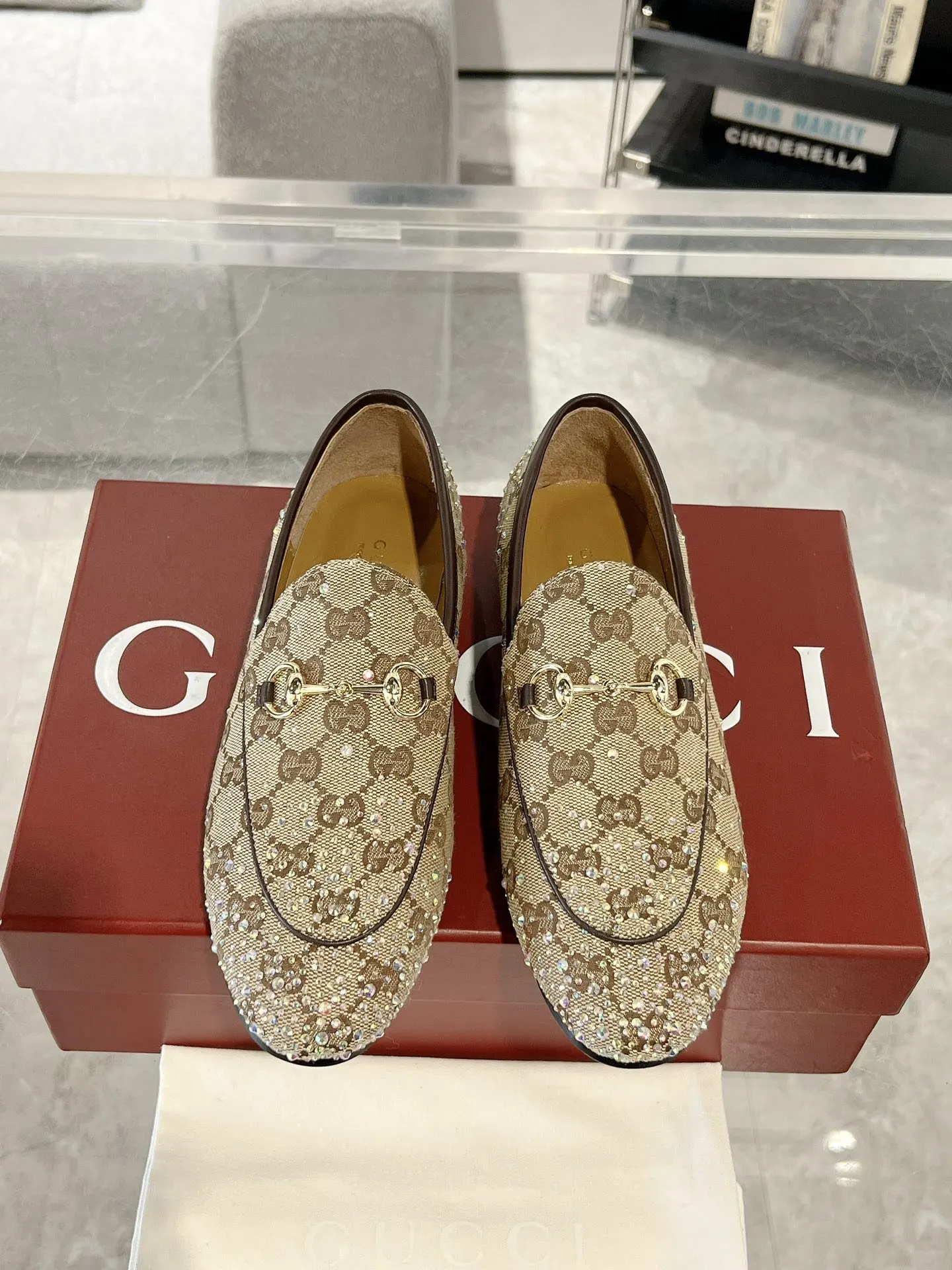 Gucci Horsebit 馬銜扣樂福鞋 休閒通勤款