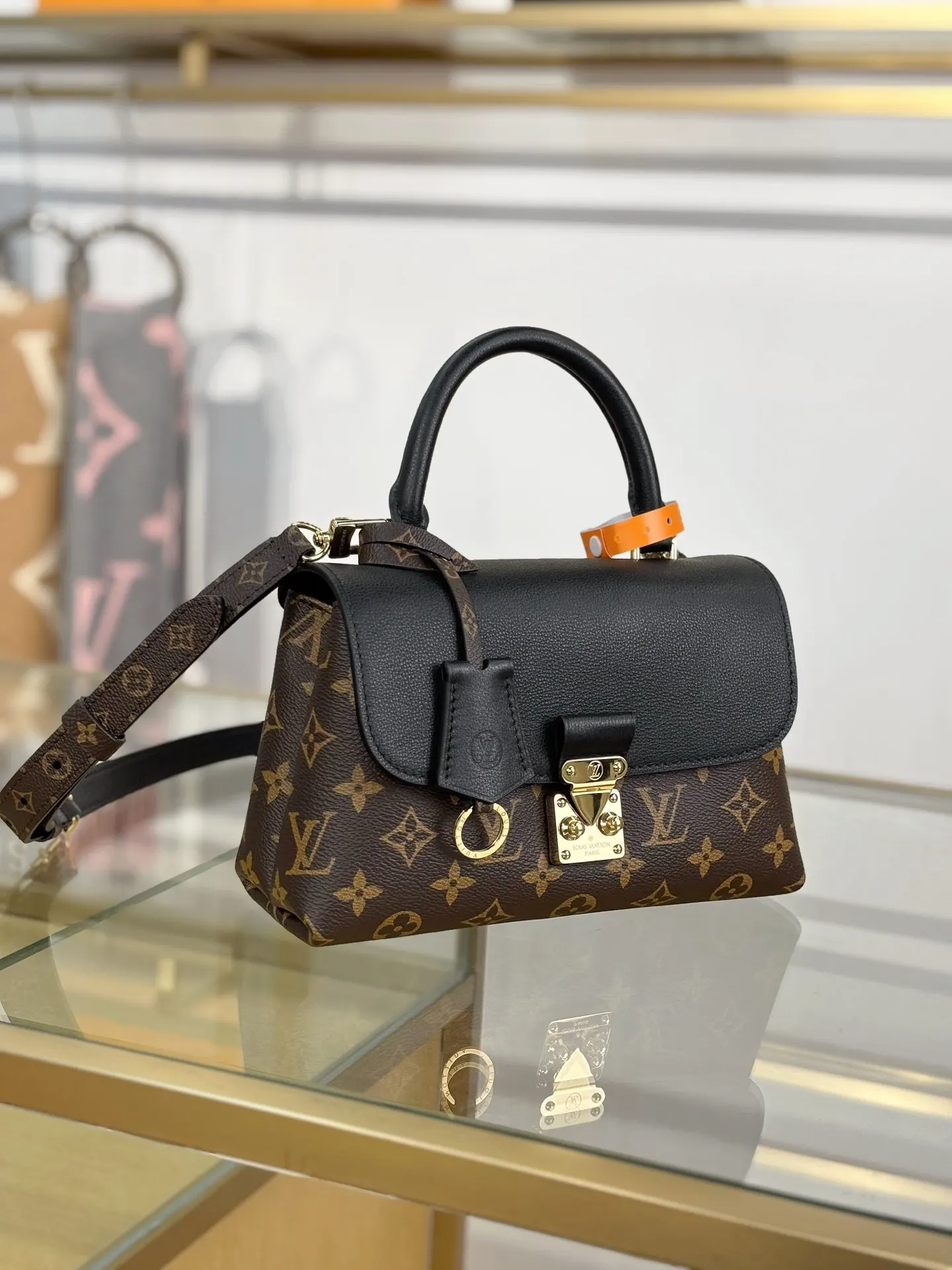 Black Shoulder Bag