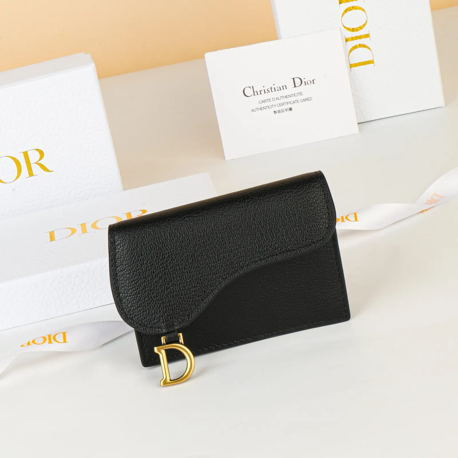 Dior Saddle 黑色羊皮錢包 精緻配飾款
