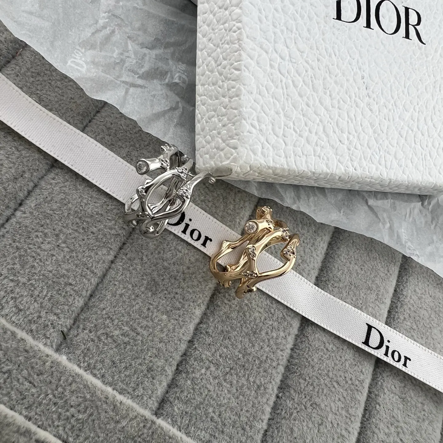 Dior 金色戒指 精緻配飾款