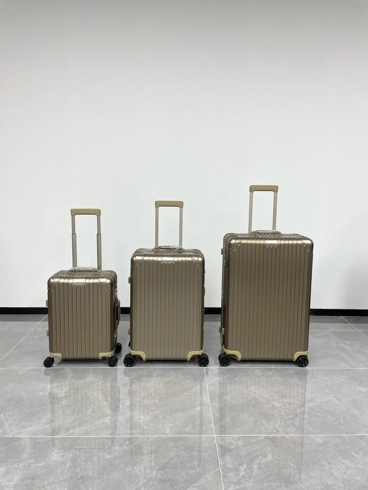 黑色 銀色 Rimowa日默瓦 Original 系列 全 行李箱 旅行拉杆款 輕便出行款