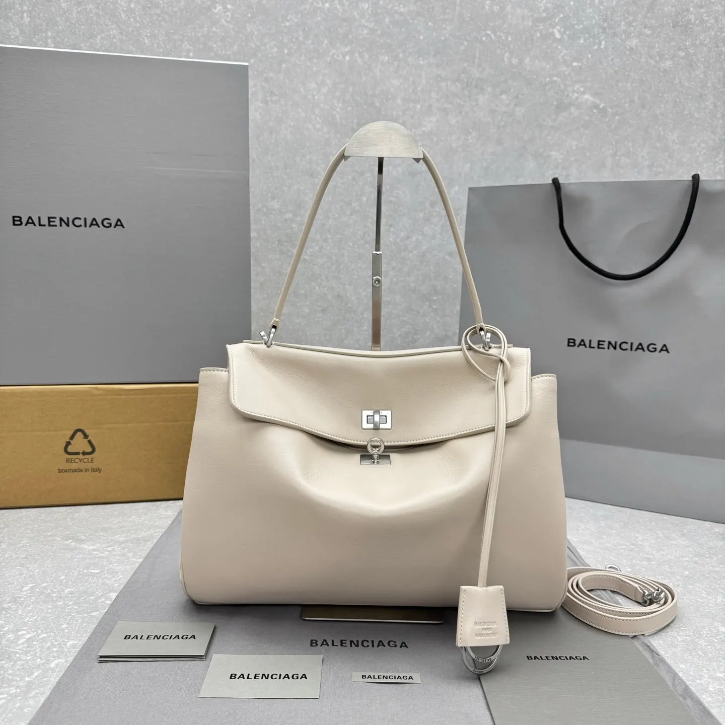 Balenciaga Rodeo 黑色 腋下包 簡約腋下款