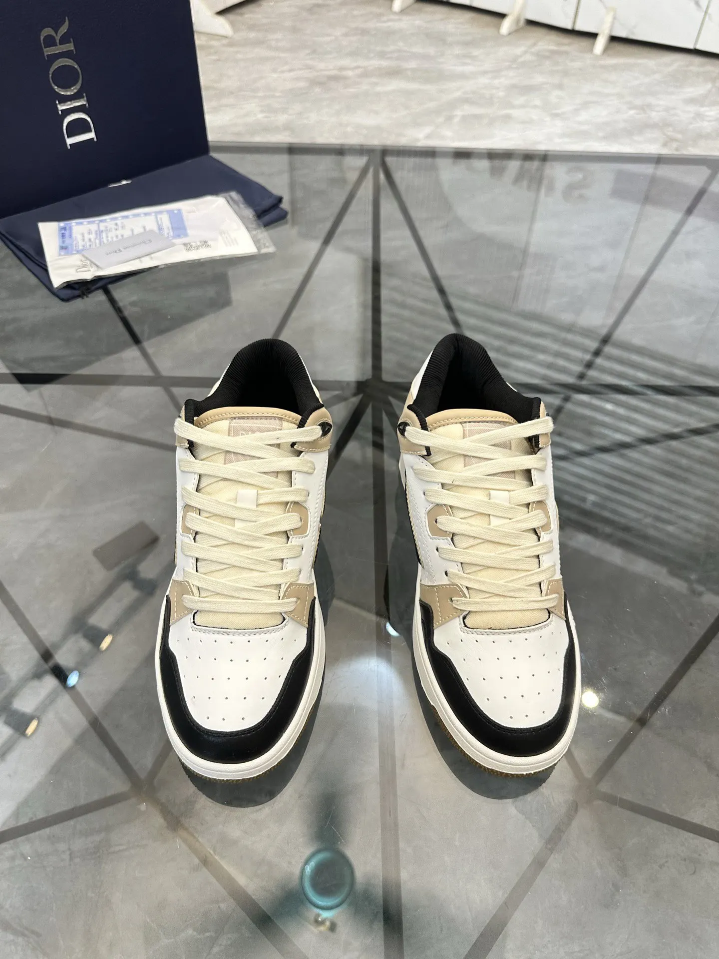 Dior B57 米白拼色牛皮休閒鞋 百搭款