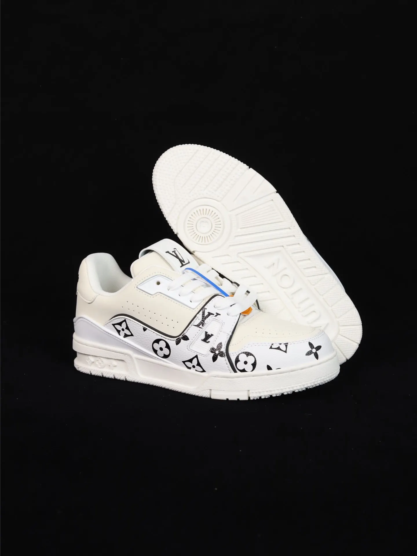 LV Sneakers Casual Versatile