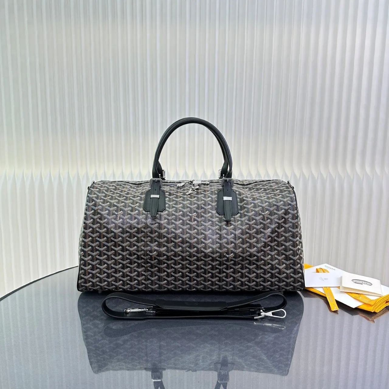 Goyard 黃色 BOSTON 旅行袋適合在机舱内使用 通过搭 一 大容量旅行款