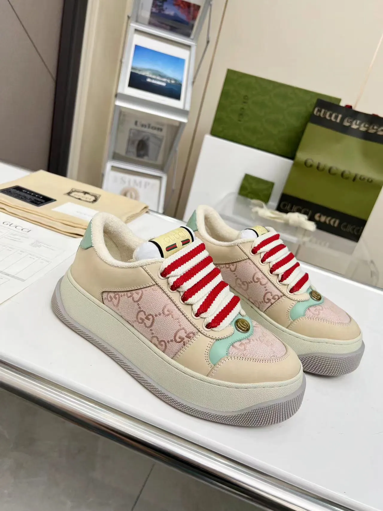 Gucci Logo casual sneakers, all-match 144