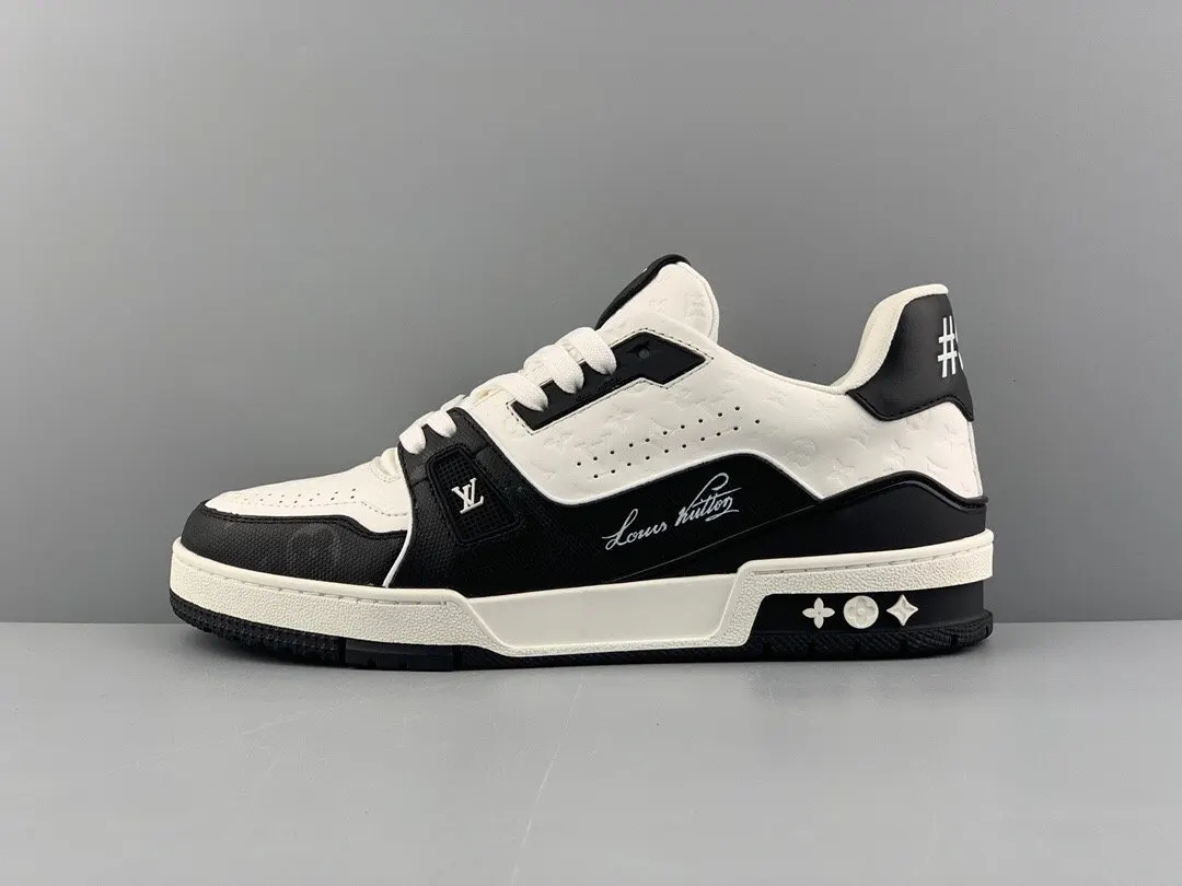 LV Casual Versatile