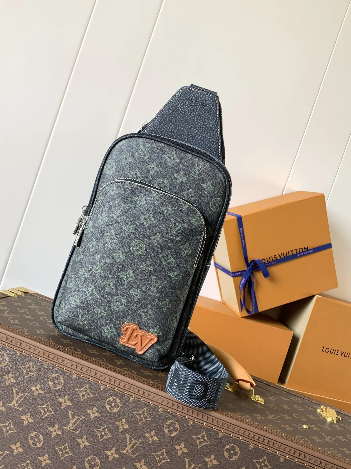 帆布 丝印綠花 AVENUE 單肩包 日常單肩背款