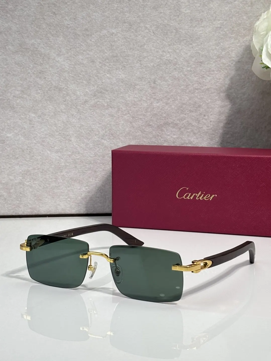 Cartier 墨镜 时尚防晒款 款2