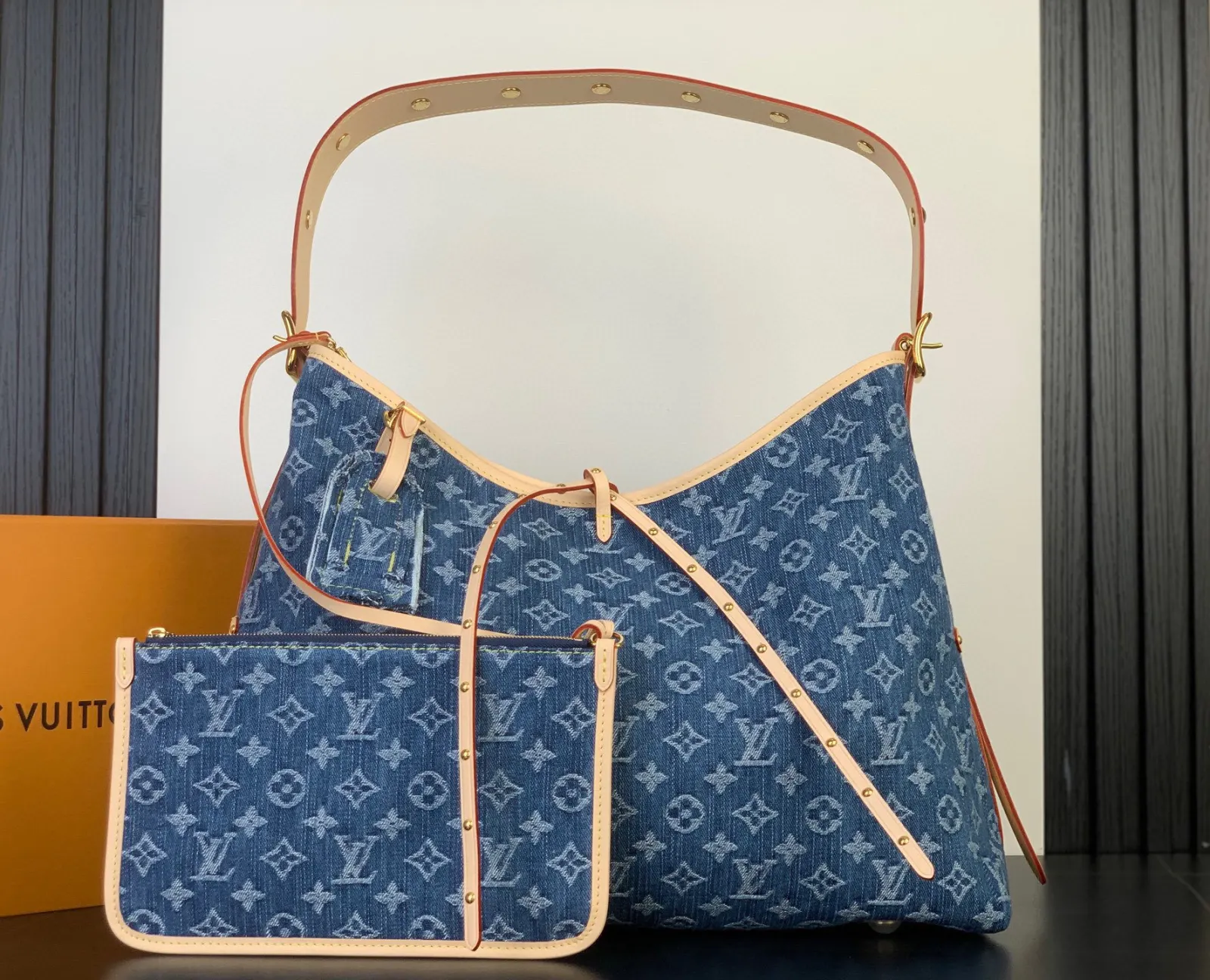Louis Vuitton Clutch Bag Canvas