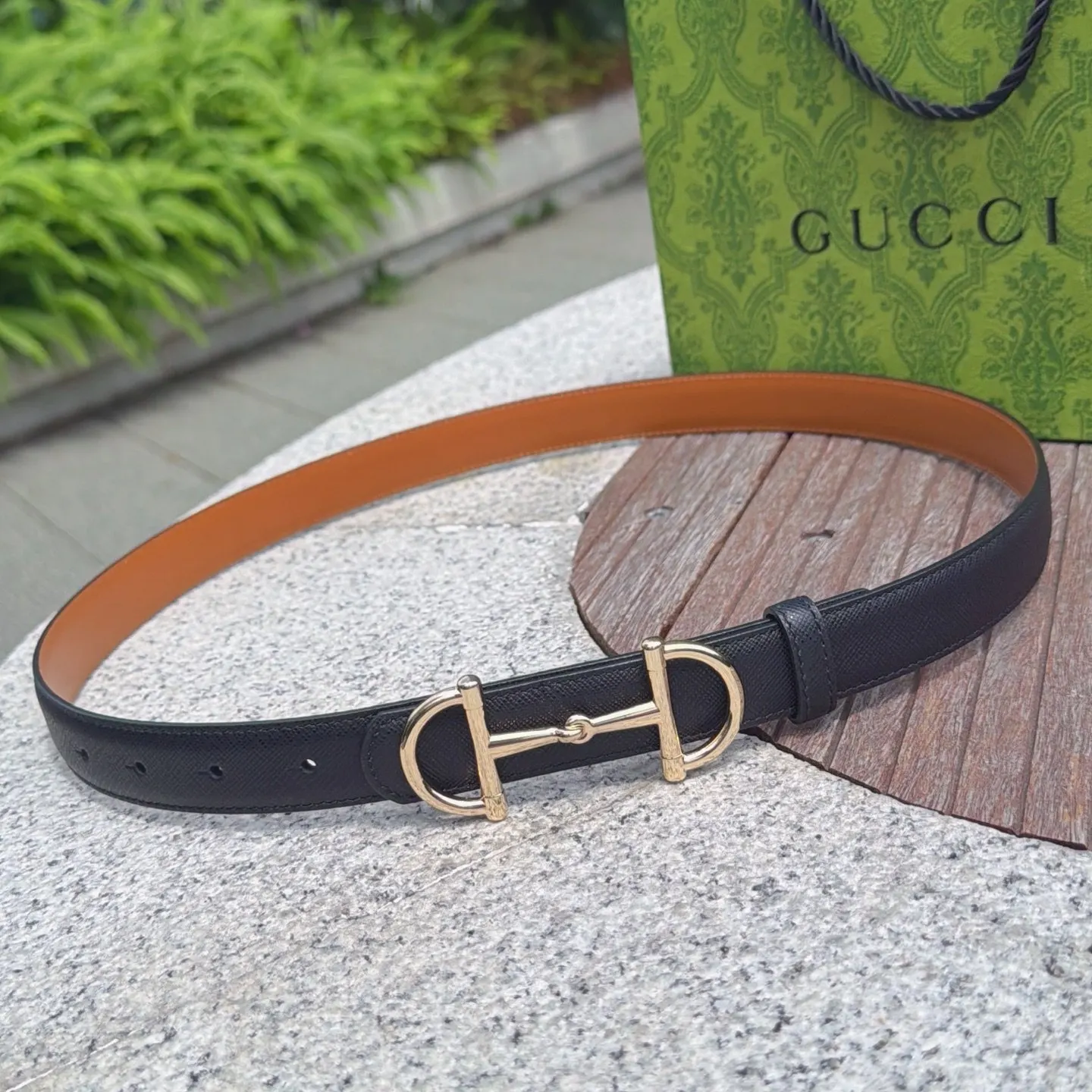 Gucci 雙G扣牛皮雙面腰帶 商務休閒款