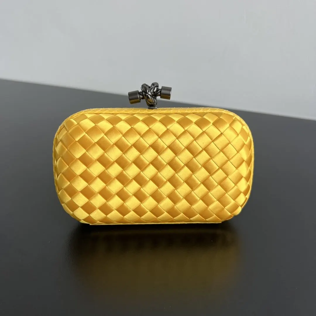 Bottega Veneta 化妝包 便携收納款