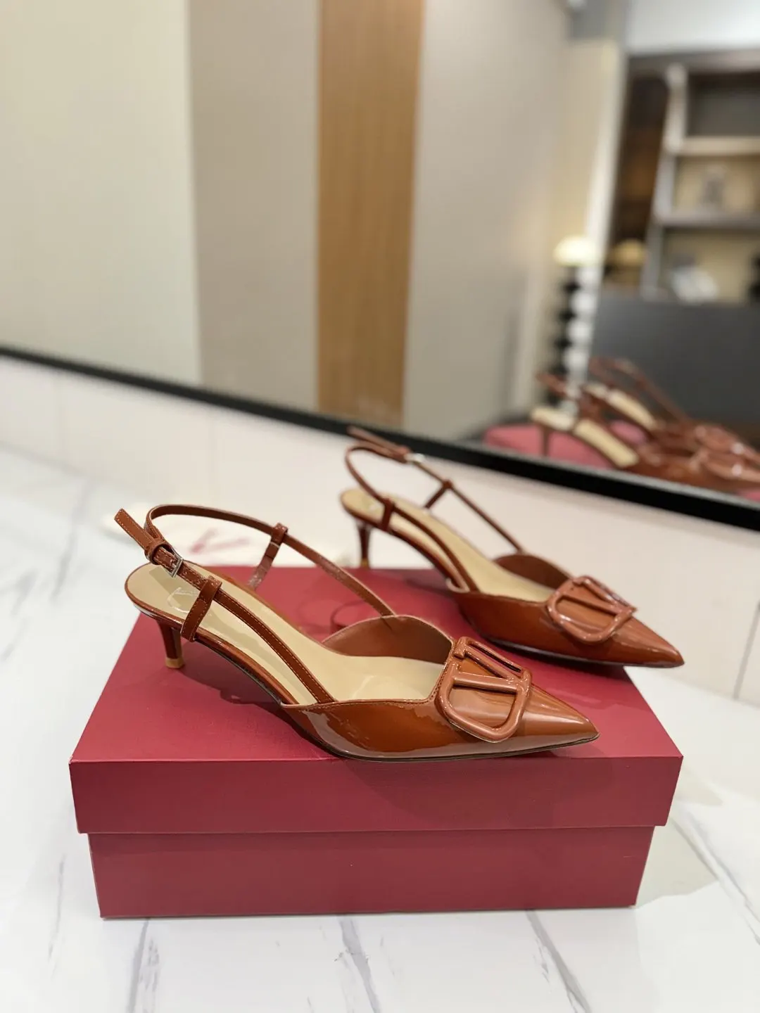Valentino Image 1 Valentino Image 1