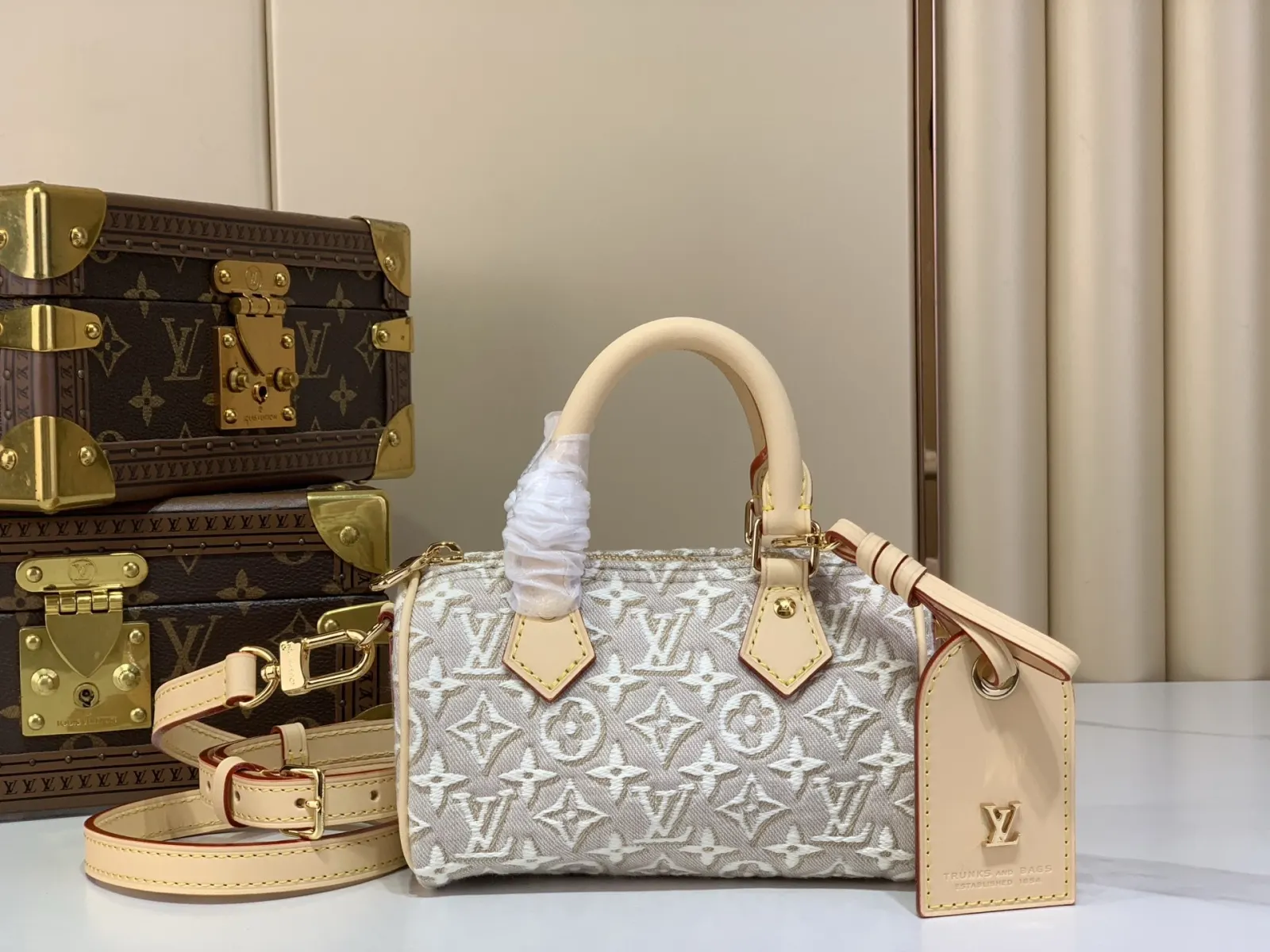 LV Speedy 白色 牛皮 收納包 旅行收納款