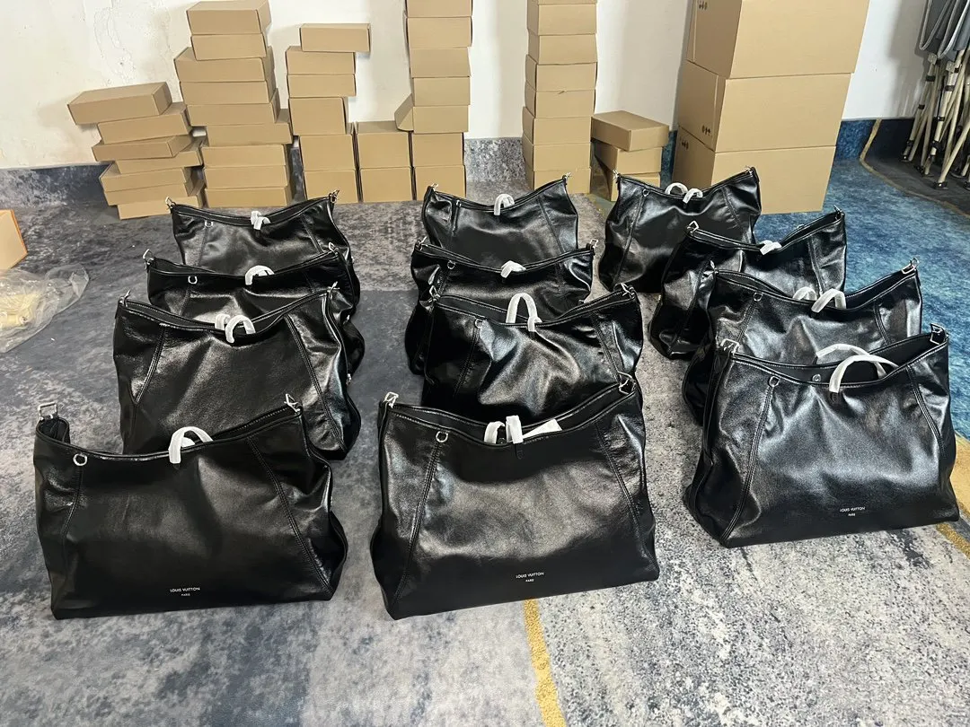 CarryAll 羊皮 跳码渠道级 中号羊皮 Ca 腋下包 復古腋下背款