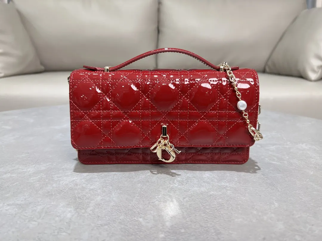Dior Lady 羊皮 鏈條包 精致鏈條款
