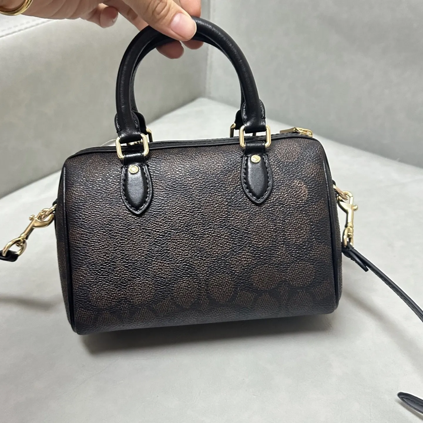 Coach 老花 MINI ROWAN 女士单肩斜挎手 斜挎包 轻便斜挎款
