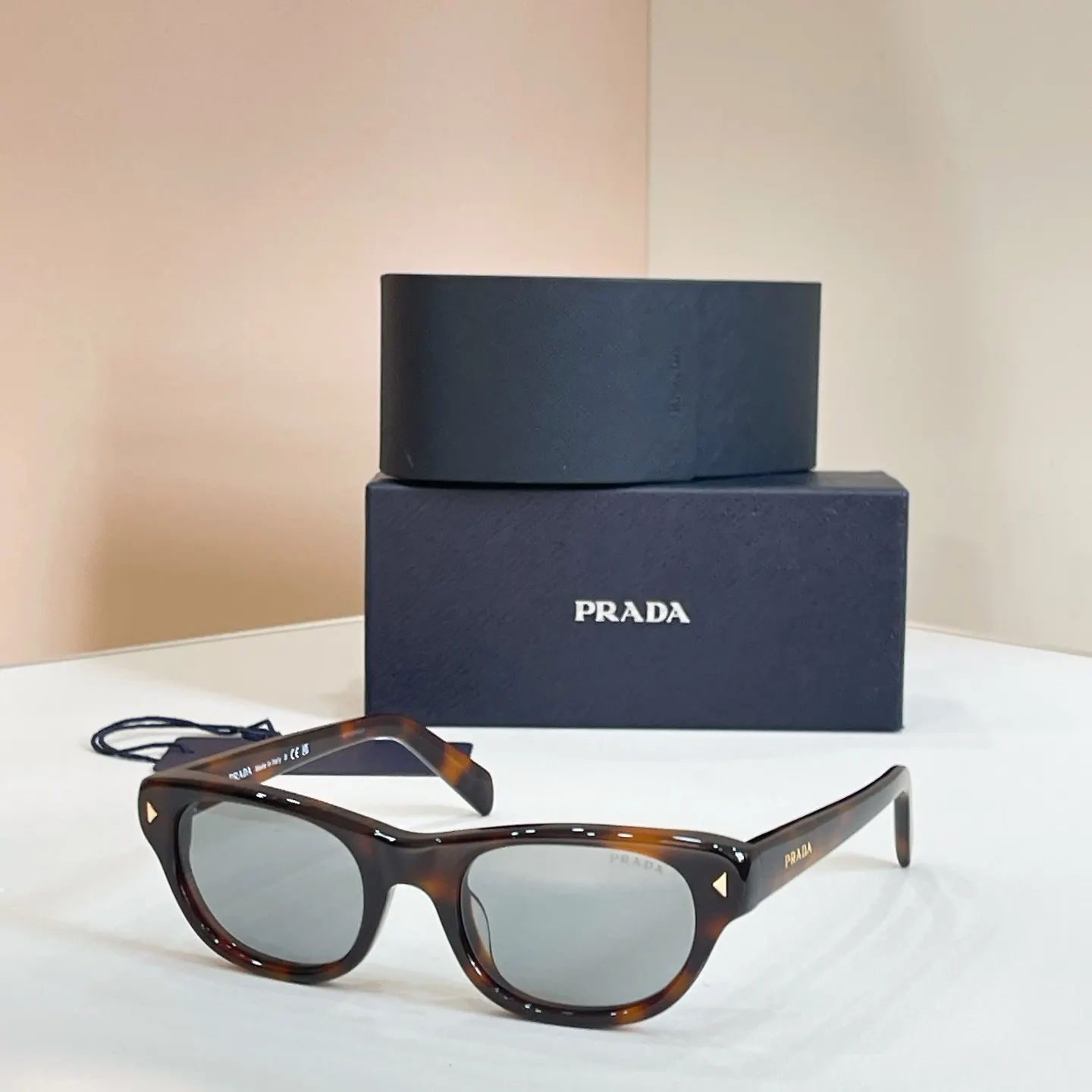 Prada Fashion Item Fashion