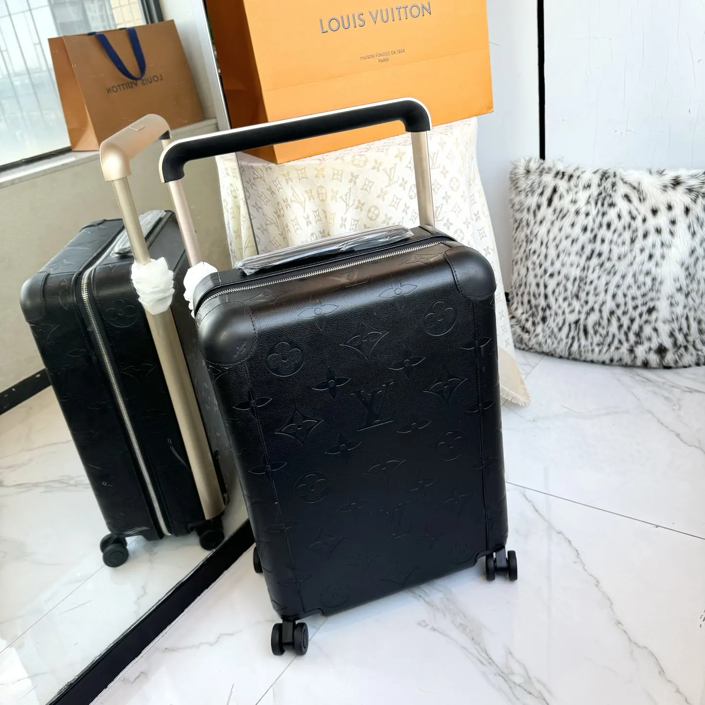 LV 黑色 老花 帆布 ｜ 版 HORIZON四轮拉杆箱 行李箱 黑色 旅行拉杆款 輕便出行款