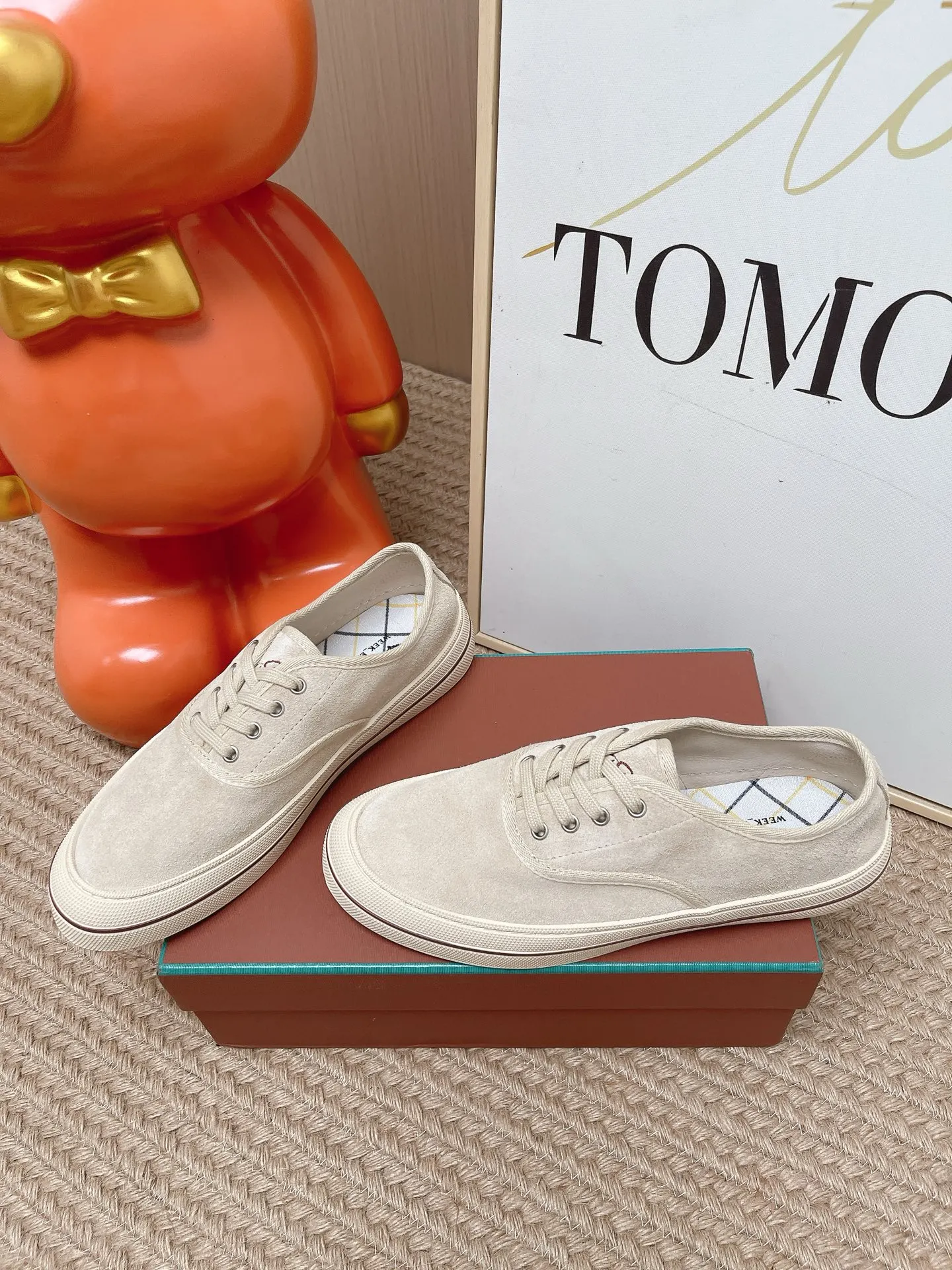 Loro Piana Sneakers Casual Versatile Image 1 Loro Piana Sneakers Casual Versatile Image 1
