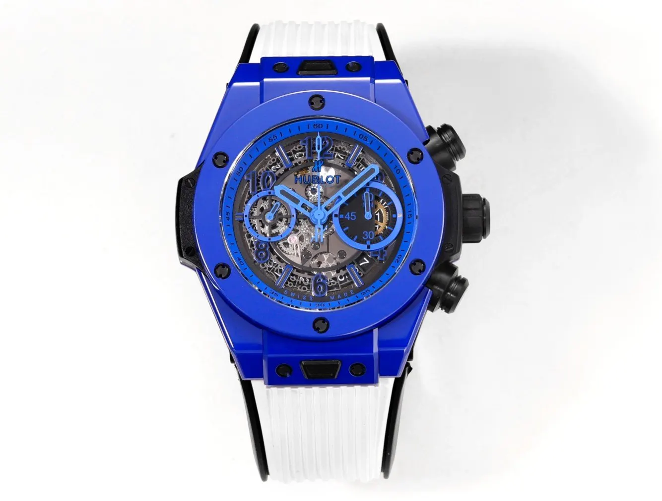 批 全新突破 彩色陶瓷问世 HUBLOT 宇 手錶 經典腕表款