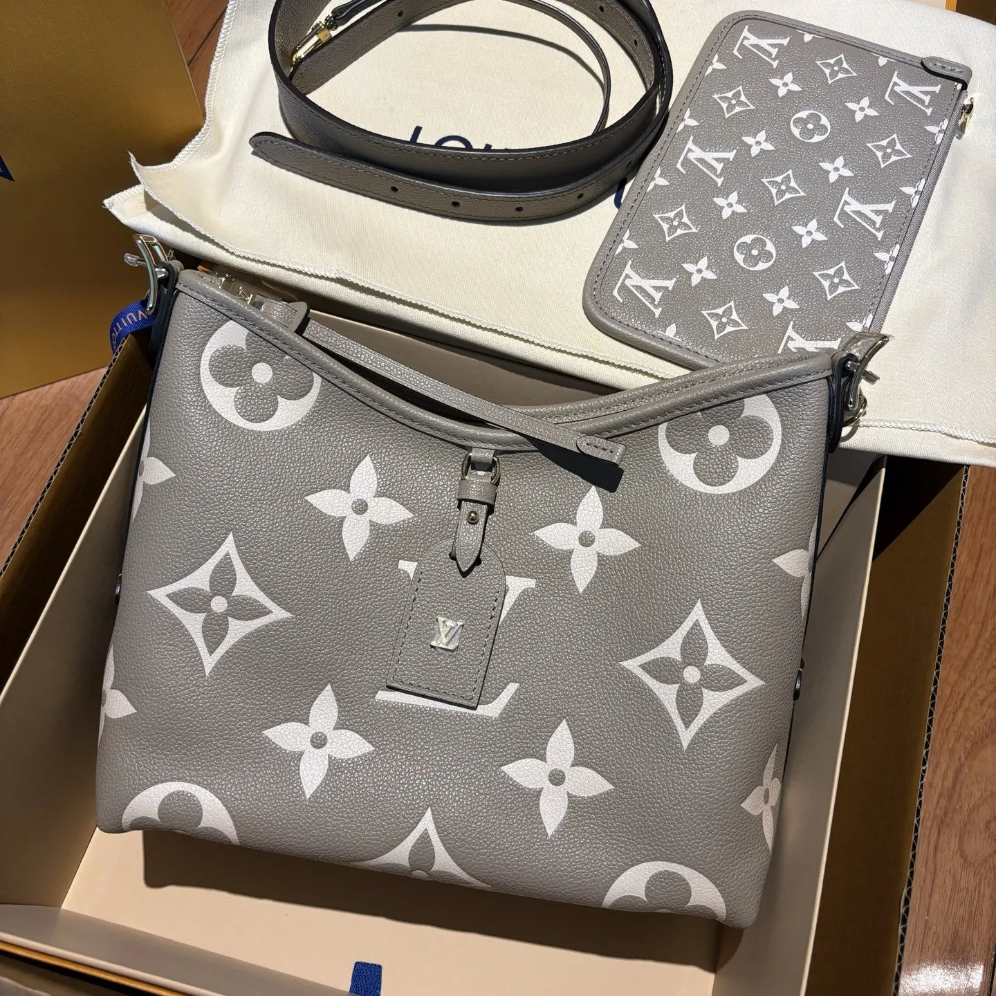 CarryAll 灰色 水桶包 休閒水桶款