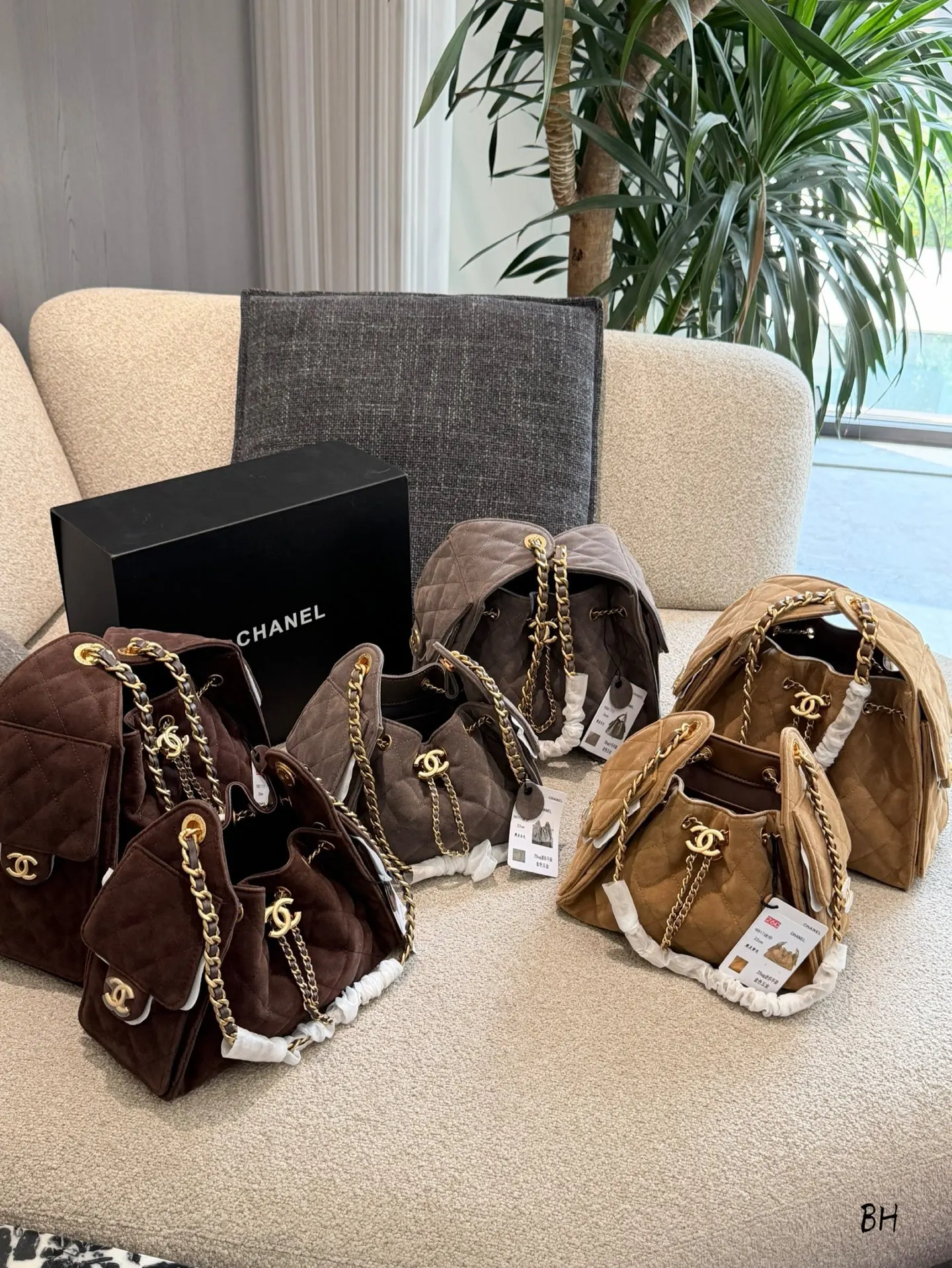 CHANEL 棕色 麂皮 鏈條包 精致鏈條款