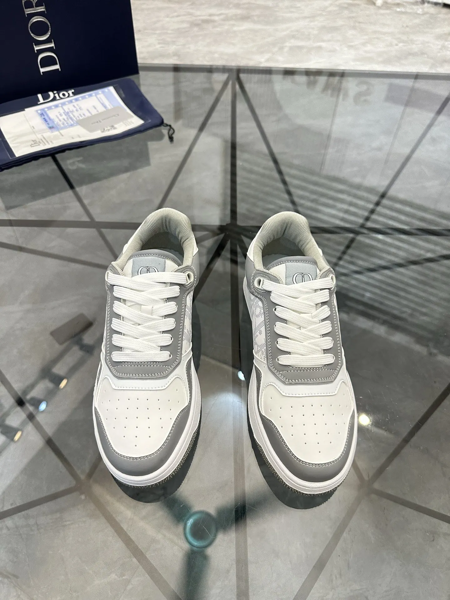 Dior 白灰拼色牛皮低幫運動鞋 休閒款