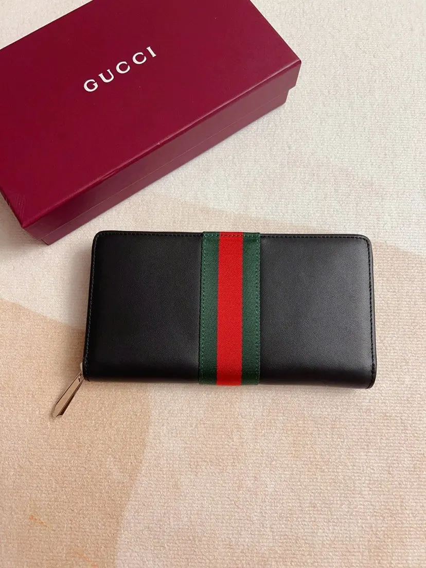 Gucci GG Supreme 老花錢包 日常收納款 黑色