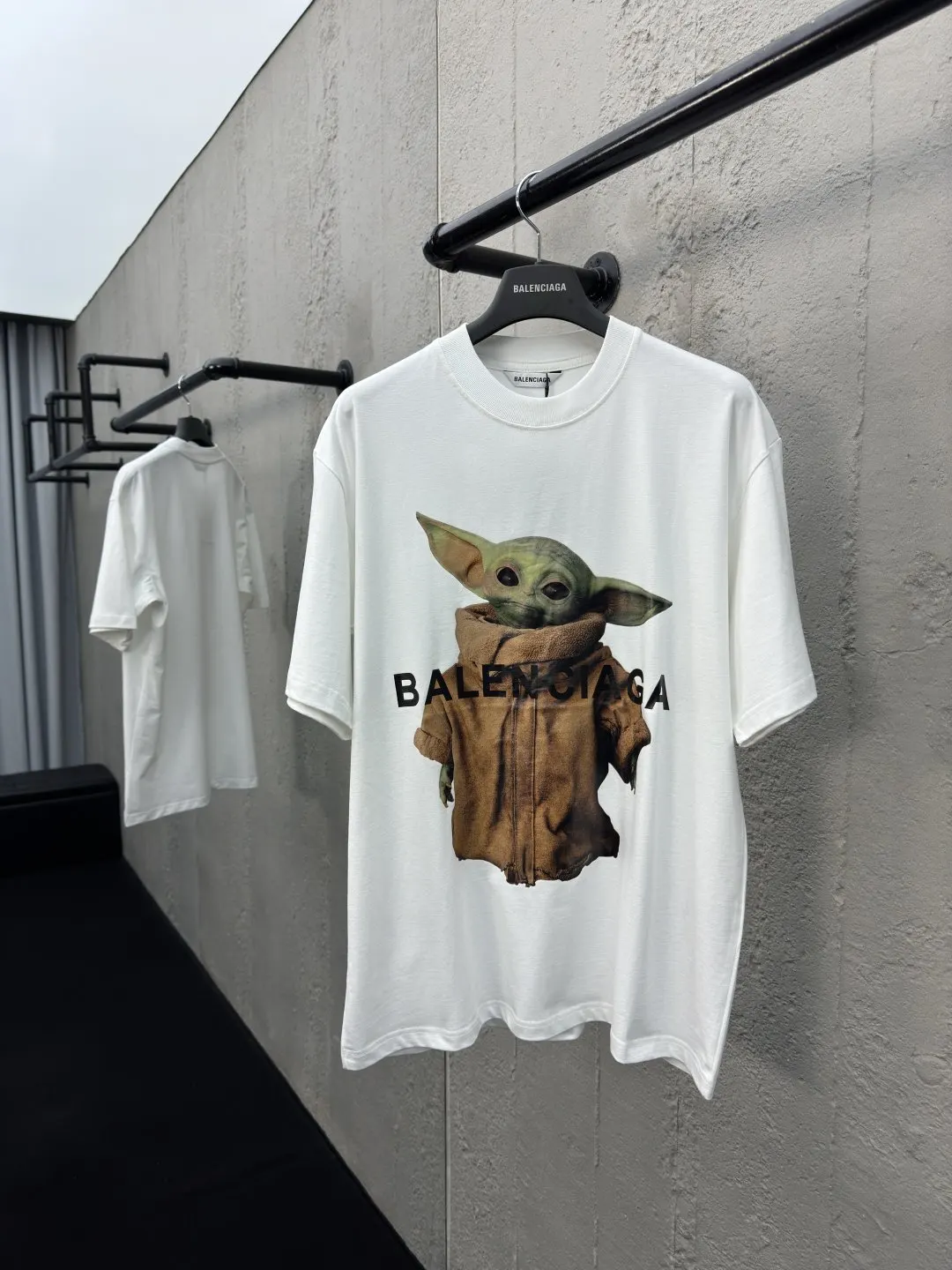 Balenciaga 白色 短袖T恤 街頭休閒款