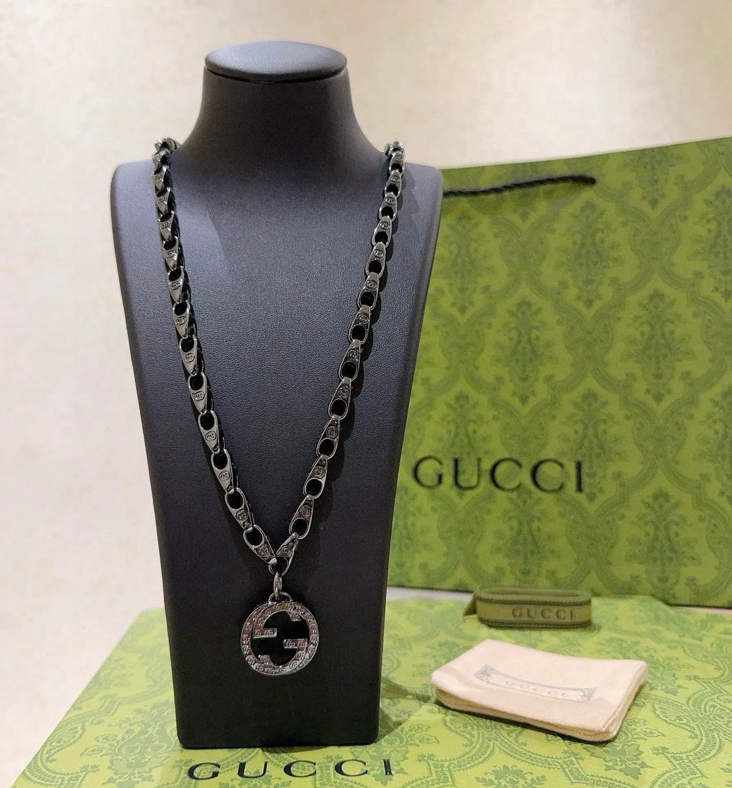 Gucci 鏈條包 單肩斜挎款