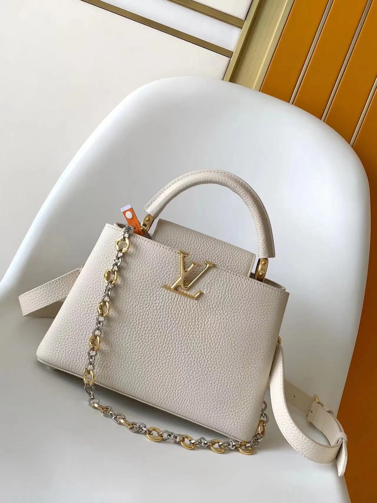 LV Capucines 黑色 米白 牛皮 鏈條包 精致鏈條款