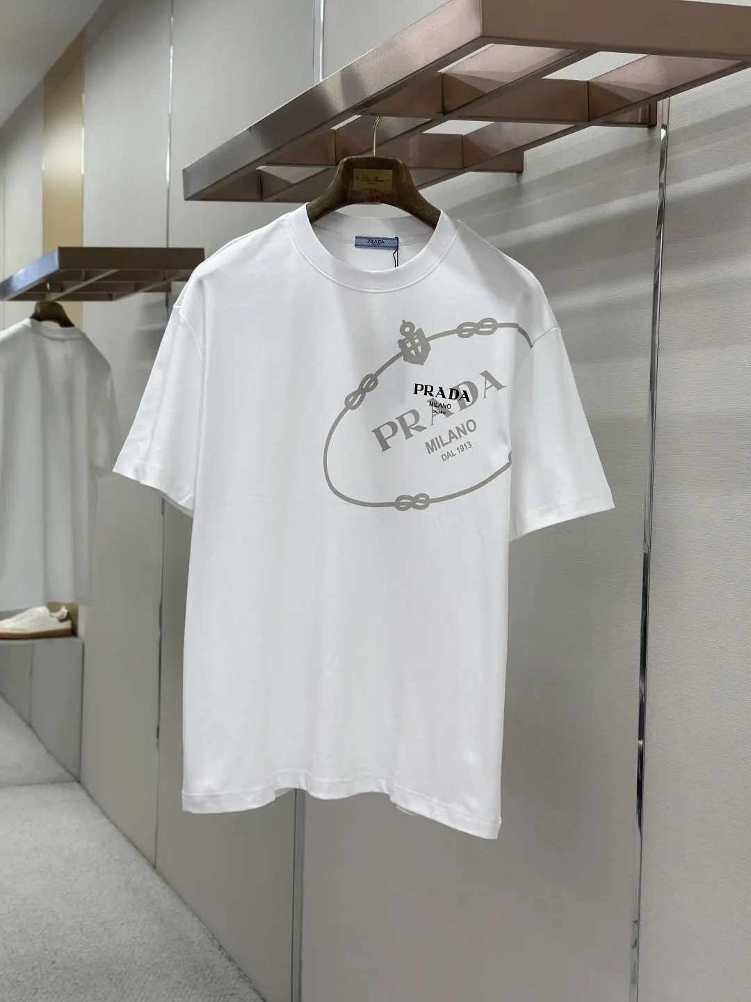 Prada T-Shirt Casual Versatile