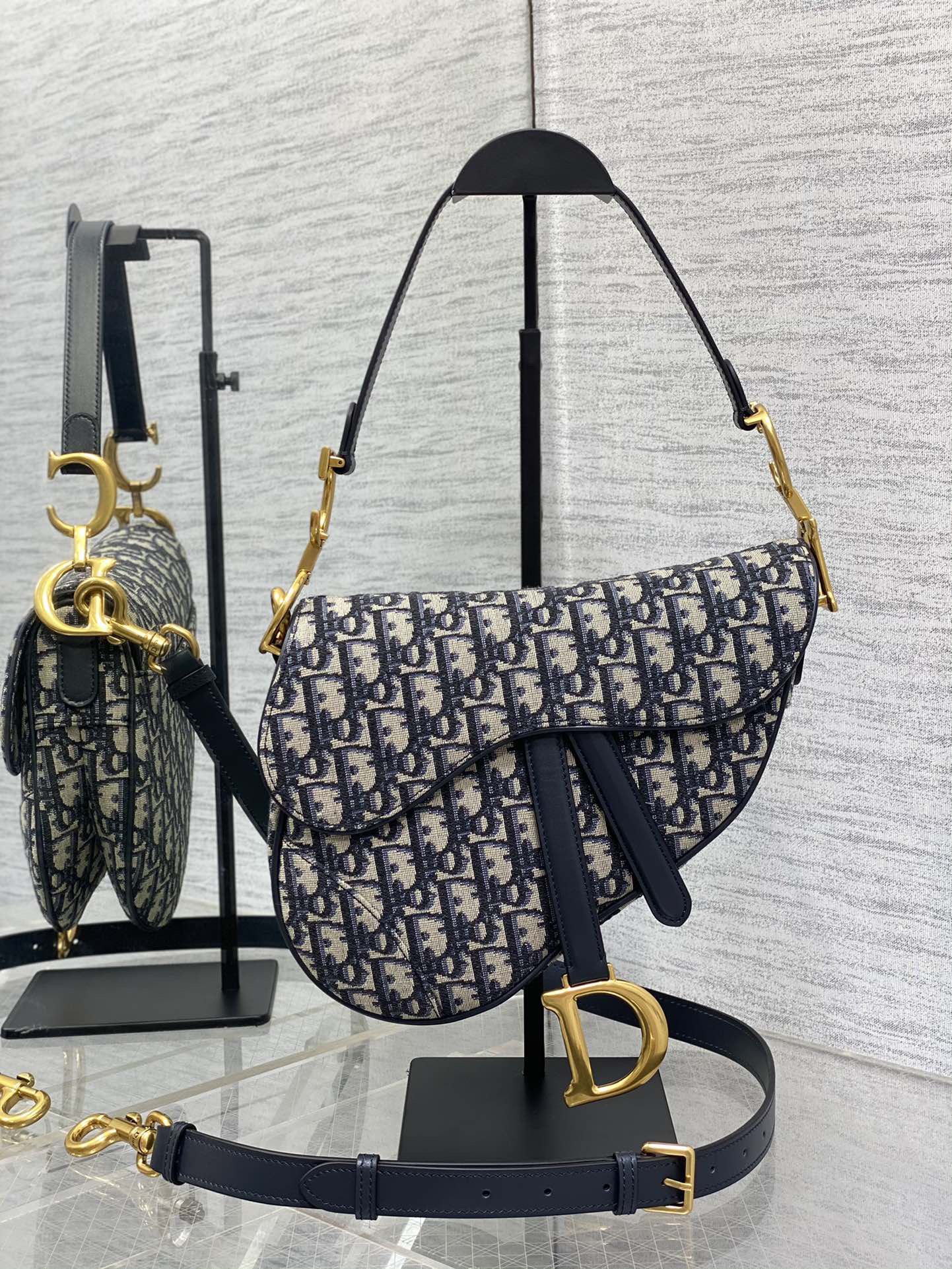 Dior Saddle Monogram blue saddle bag, portable messenger