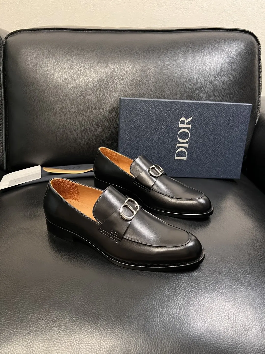 Dior 牛皮皮鞋 舒適百搭款