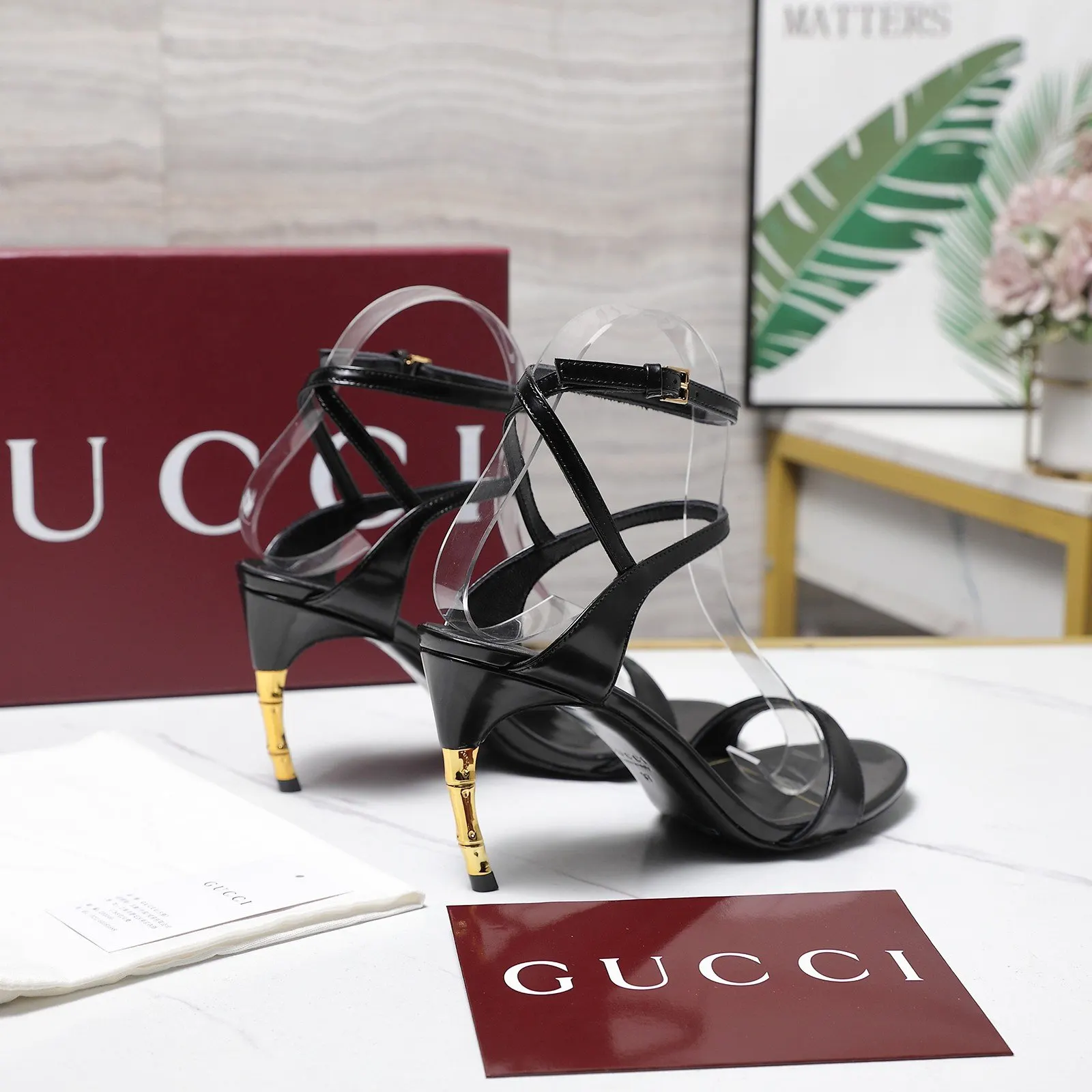 Gucci 拖鞋 轻便舒適款