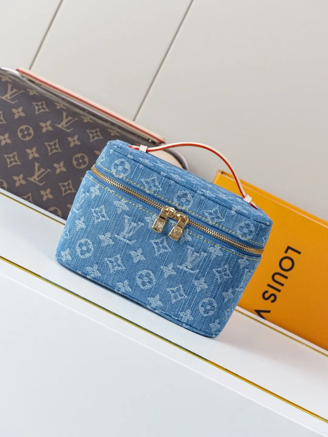 Organizer Pouch Travel Leather