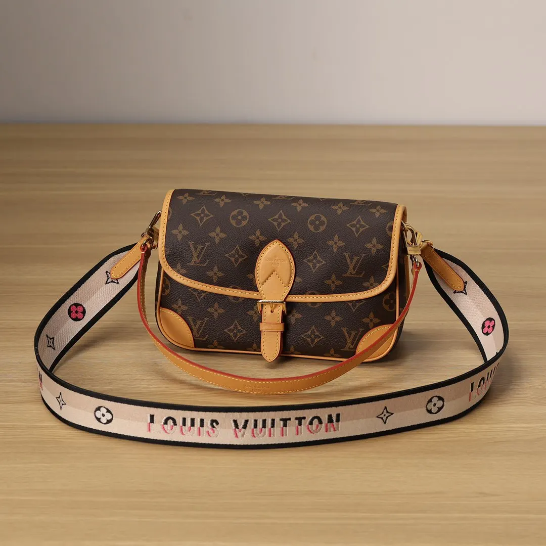 Louis Vuitton Hobo Shoulder Bag Vintage Leather