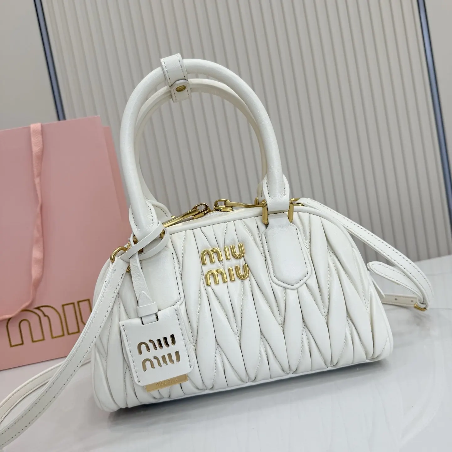 White Crossbody Bag Lightweight Vintage