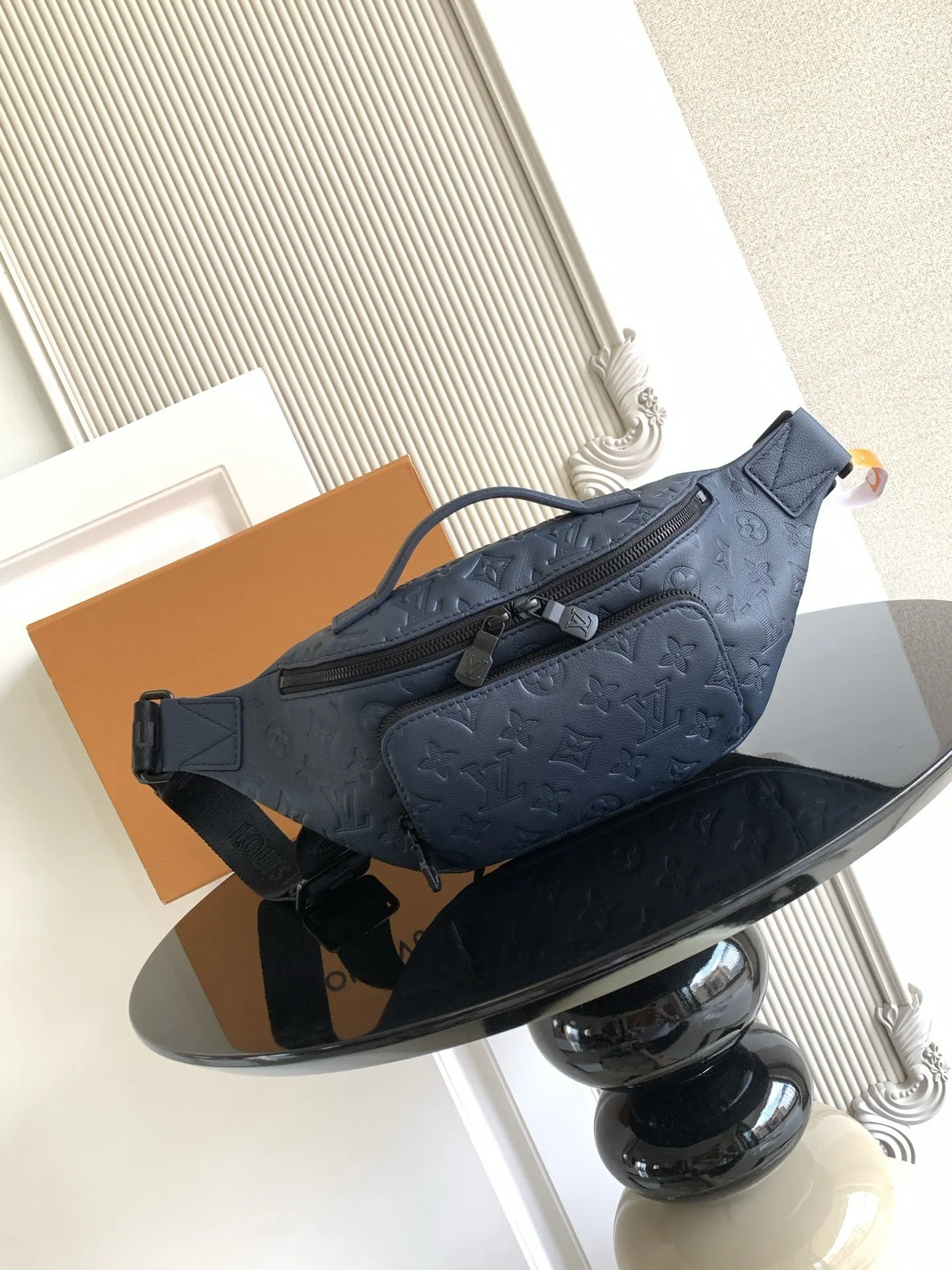 牛皮 动态 腰包以 休閒腰包款